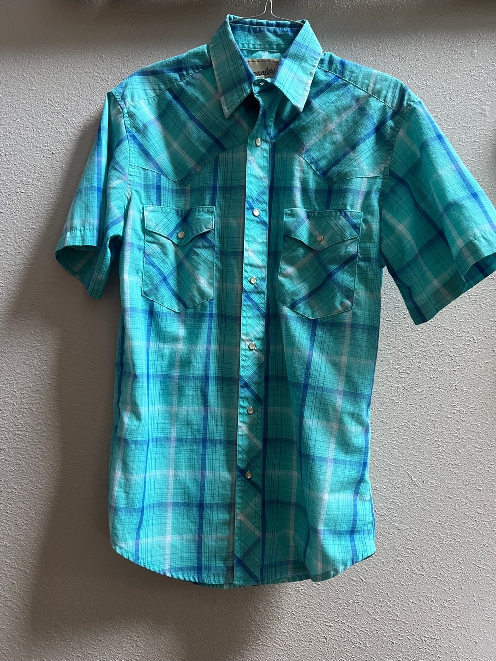 Wrangler Teal and Aqua Plaid Short-Sleeve Western Pearl Button-Down